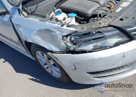 2012 Volkswagen Passat 2.5L S из США, поврежденный, VIN 1VWAP7A34CC019491